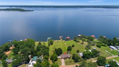 Lake Home For Sale in Frankston, Texas