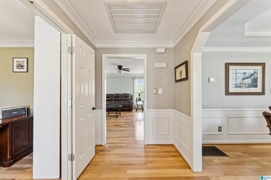 Welcome home to a well maintained 3 bedroom, 2 full bathroom - photo 2