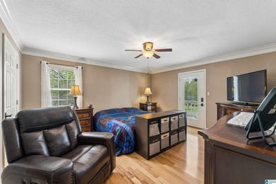 Welcome home to a well maintained 3 bedroom, 2 full bathroom - photo 10