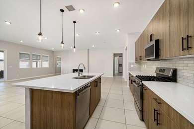 Welcome to 42787 Rachel Court, a contemporary desert retreat - photo 2