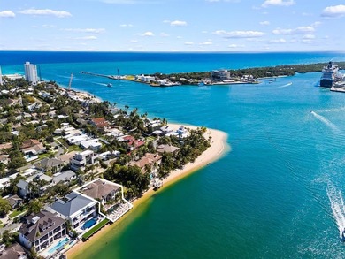 Unrivaled views over the Intracoastal waterway enhanced by a