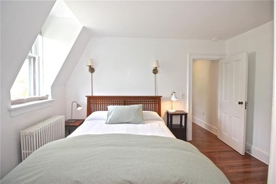 Immaculate Penthouse Condominium in a Desirable Kay/Catherine - photo 26