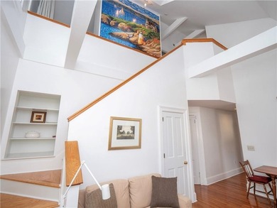 Immaculate Penthouse Condominium in a Desirable Kay/Catherine - photo 28
