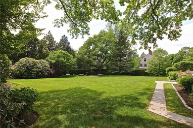 Immaculate Penthouse Condominium in a Desirable Kay/Catherine - photo 46