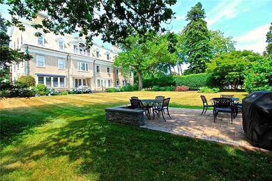 Immaculate Penthouse Condominium in a Desirable Kay/Catherine - photo 47