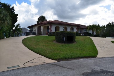 (private lake, pond, creek) Home For Sale in Crystal River Florida