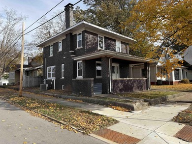 Mirror Lake Home Sale Pending in Vincennes Indiana