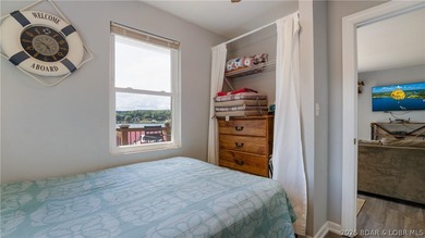 Lake views and easy lake living await! This 2-bedroom, 1-bath - photo 16
