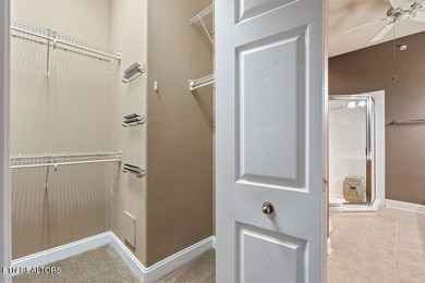 3 bedroom, 2 bath top-floor condo unit with spectacular views - photo 22
