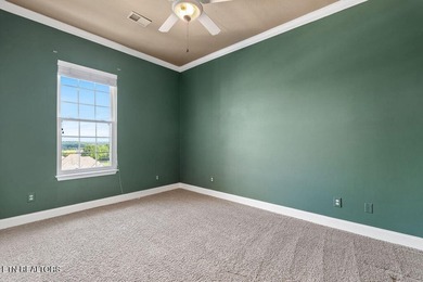 3 bedroom, 2 bath top-floor condo unit with spectacular views - photo 23