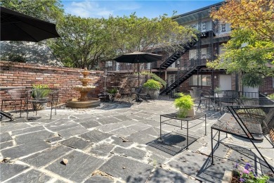 St. Charles Avenue Condo with Pool, Parking, and Streetcar