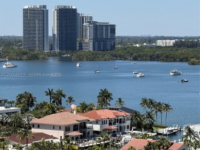 Stunning 16th-Floor Residence with Panoramic South Views Enjoy - photo 32