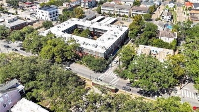 St. Charles Avenue Condo with Pool, Parking, and Streetcar