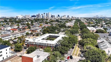 St. Charles Avenue Condo with Pool, Parking, and Streetcar