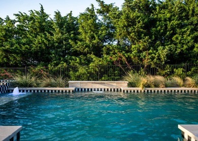 Welcome to luxury living in the prestigious lakeside community - photo 5