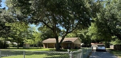Perfect location country with direct access to the city life - photo 9