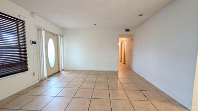 Spacious 4-bedroom, 3-bath home situated on a generous 0.21-acre - photo 11