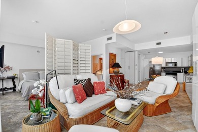 Welcome to this stylishly designed Flagler Dr. open airy one - photo 13