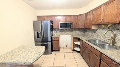 Spacious 4-bedroom, 3-bath home situated on a generous 0.21-acre - photo 19