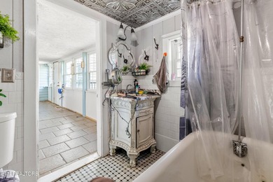 Historic charm meets contemporary living standards in this - photo 21