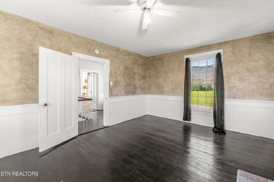 Historic charm meets contemporary living standards in this - photo 25