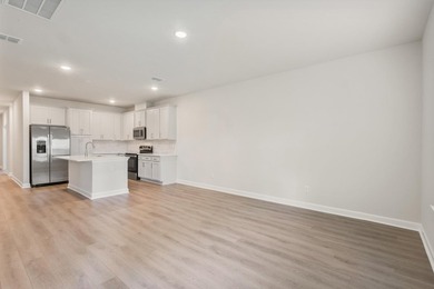 This beautifully designed 3 bedroom, 3 full bath townhome-style - photo 33