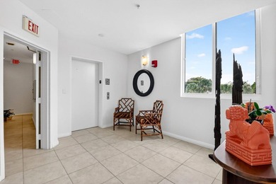 Welcome to this stylishly designed Flagler Dr. open airy one - photo 33