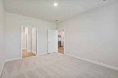 This beautifully designed 3 bedroom, 3 full bath townhome-style - photo 37