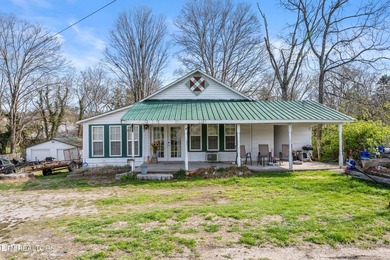 Historic charm meets contemporary living standards in this - photo 40