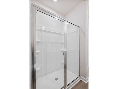 This beautifully designed 3 bedroom, 3 full bath townhome-style - photo 41