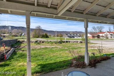 Historic charm meets contemporary living standards in this - photo 42