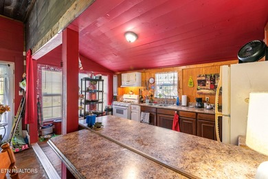 Historic charm meets contemporary living standards in this - photo 45