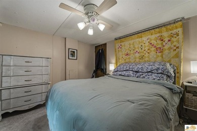 Looking for an affordable lake getaway, profitable  investment - photo 9