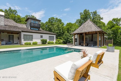 Welcome to a truly one-of-a-kind custom estate nestled on 17 - photo 10