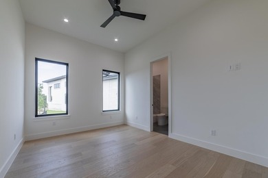 LUXURY LIVING IN TUSCAN VILLAGE--CONTEMPORARY CRESCENT ESTATES - photo 24