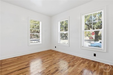 Excellent opportunity to own a versatile, income-producing - photo 2