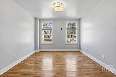 Excellent opportunity to own a versatile, income-producing - photo 4