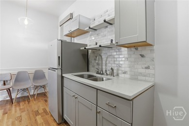 Excellent opportunity to own a versatile, income-producing - photo 10