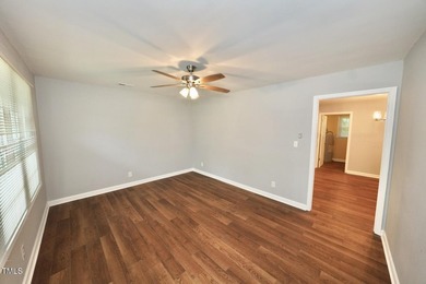 Charming Remodeled Brick Ranch Near the Pamlico River! Don't - photo 2