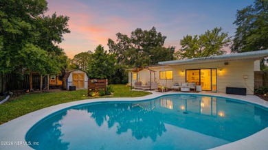 Welcome home to this beautifully remodeled 3-bedroom, 2-bath - photo 4