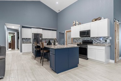 Nestled on a private 1.39-acre cul-de-sac lot in the desirable - photo 9