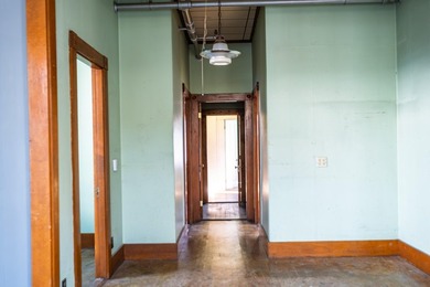 Entry only listing. Please contact seller for showings - photo 15
