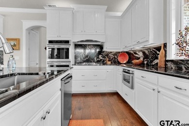 Welcome to this Stunning 3,629 sq ft Brick/Stone home on .64 - photo 16