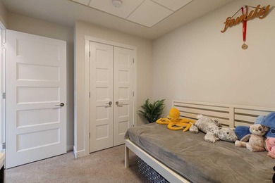 TWO TITLED PARKING | TOP FLOOR | AIR CONDITIONED | RADIANT - photo 17