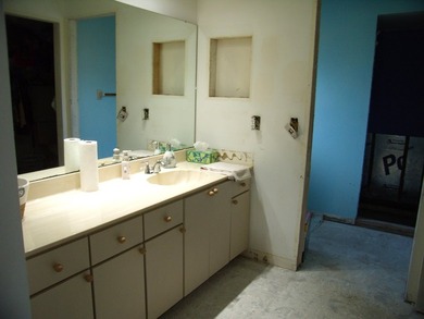FIXER UPPER HOME, being sold AS IS with right to inspect. Large - photo 17