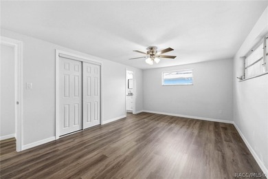 Make sure to check out the Virtual Tour for a 3D Model w/ - photo 18