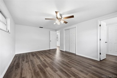 Make sure to check out the Virtual Tour for a 3D Model w/ - photo 19