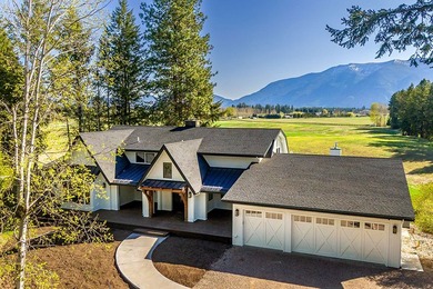 Flowing gracefully from a forested ridgeline, a gently curving - photo 4