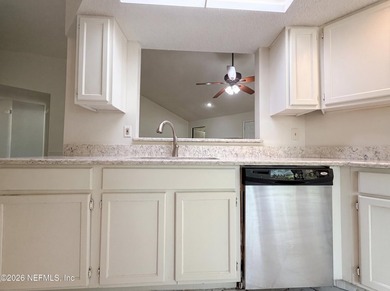 Imagine 7737 Pepper Cir E, recently enhanced with fresh interior - photo 9