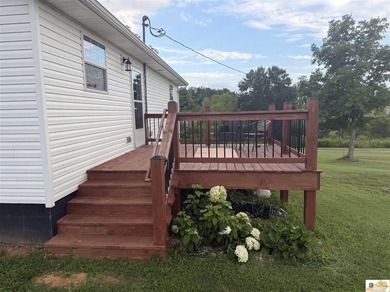 COUNTRY CHARM WITH MODERN UPDATES! Looking for peaceful country - photo 4